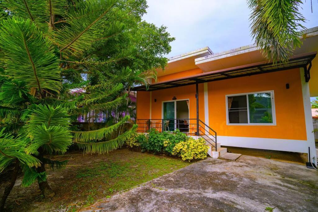 Little Yellow House- Aonang Ao Nang Exterior foto